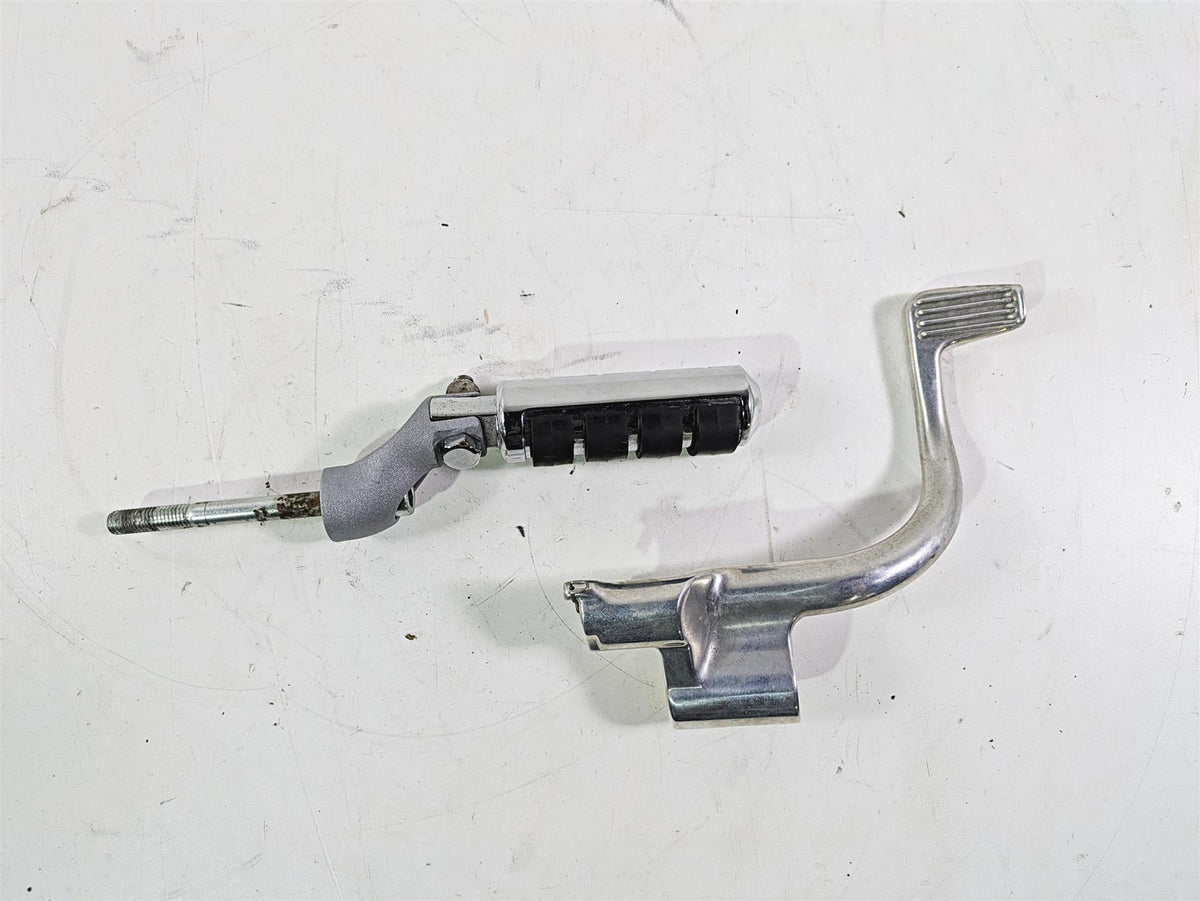 2006 Harley VRSCR Street V-Rod Right Front Footpeg & Brake Lever 42704-06 {{ shop.shopifyCountryName }} - Mototech271
