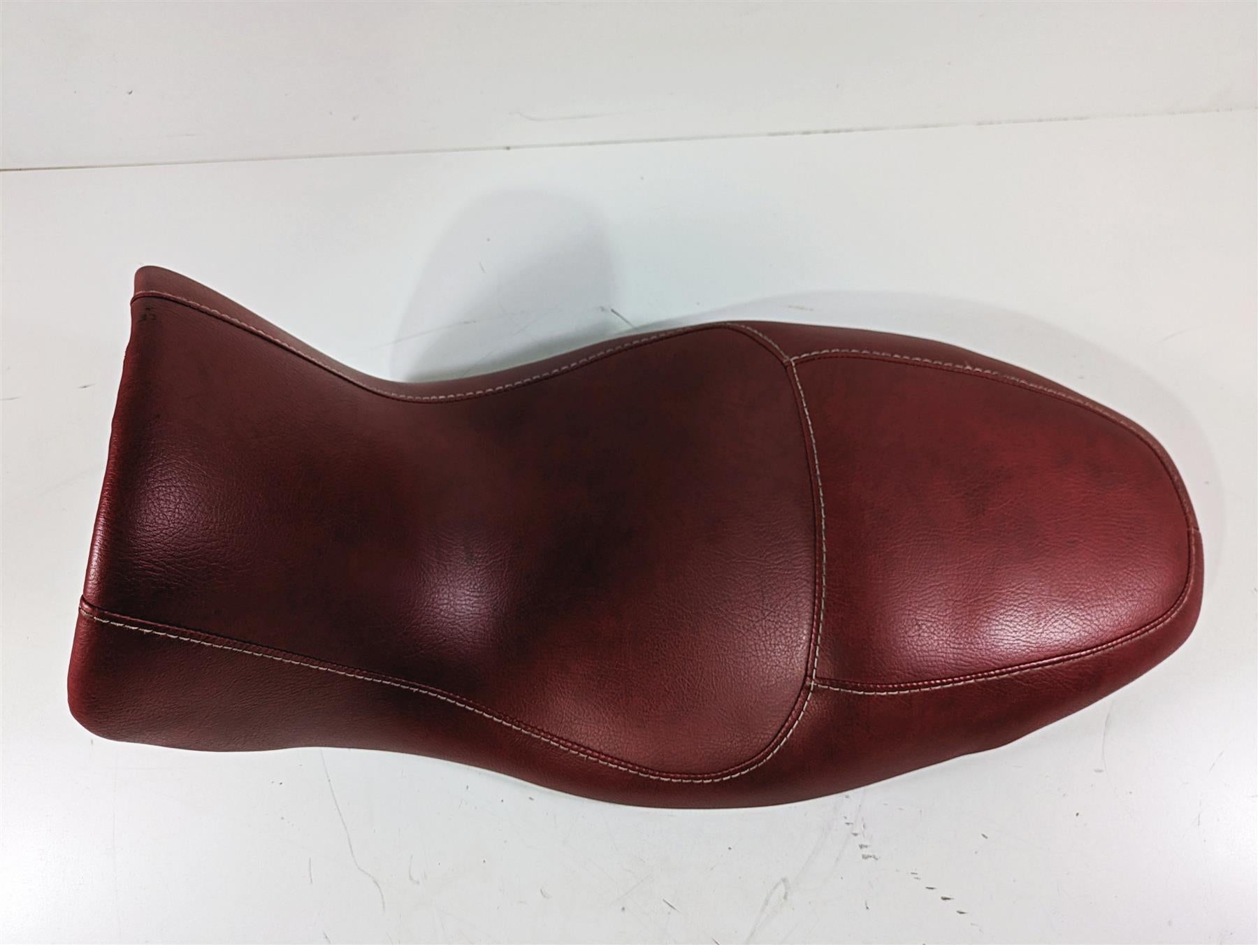 2004 BMW R1150GS R21 Red Dual Seat Saddle With Silver Stitch 7664399 {{ shop.shopifyCountryName }} - Mototech271