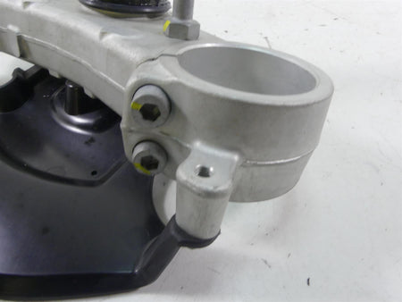2021 Aprilia RS 660 Lower Triple Tree Steering Clamp Yoke 53mm 2B005255 {{ shop.shopifyCountryName }} - Mototech271