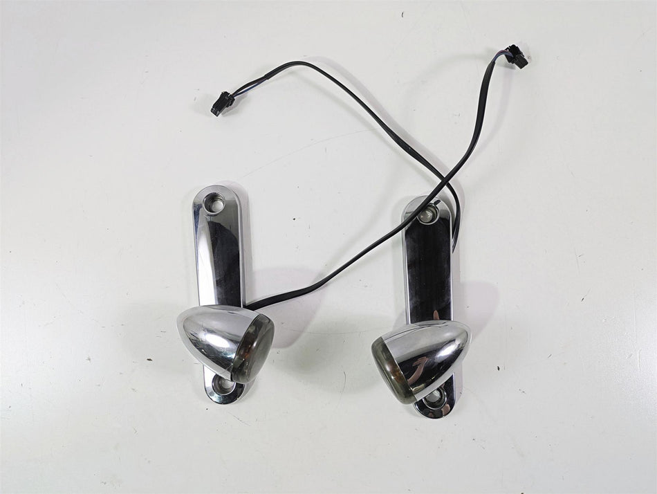 2010 Harley Touring FLHXSE CVO Street Glide Front Blinker & Mount Set 69278-06 {{ shop.shopifyCountryName }} - Mototech271