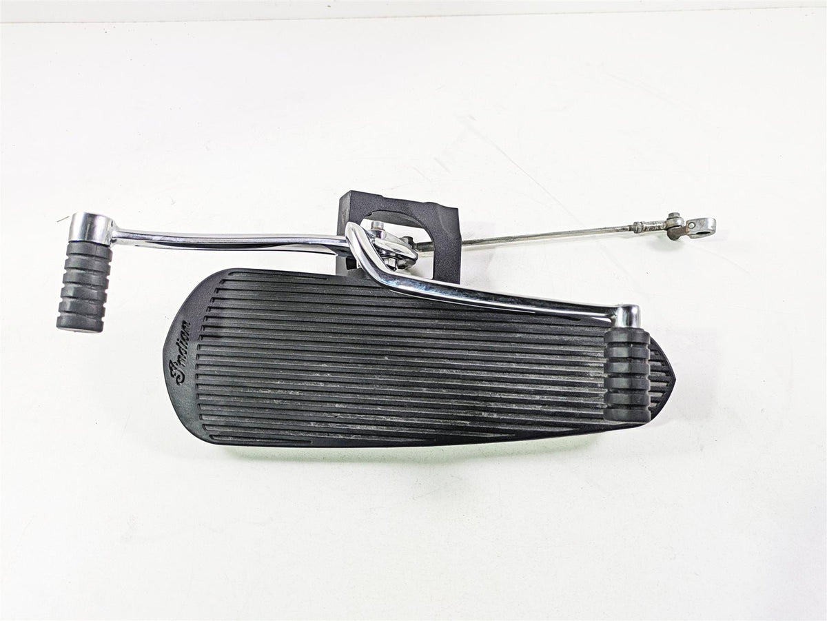 2017 Indian Chieftain Limited Left Floor Board & Shifter Chrome 5138351 5138405 {{ shop.shopifyCountryName }} - Mototech271