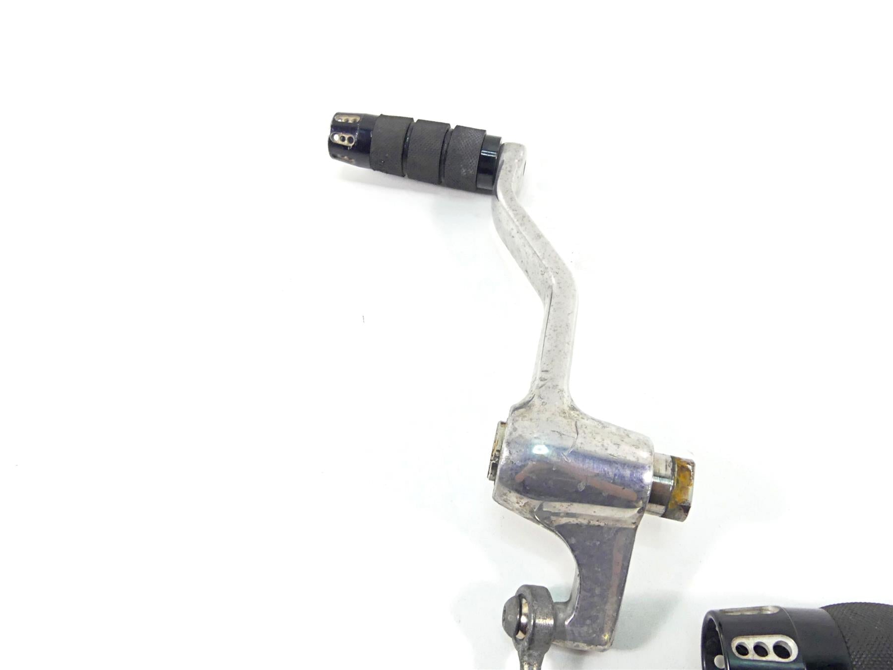 2014 Harley VRSCF Muscle V-Rod Left Front Footpeg & Shifter Parts Set 54046-12 {{ shop.shopifyCountryName }} - Mototech271
