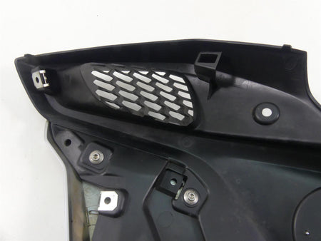 2019 BMW R1250GS K50 Right Side Intake Fairing & Emblem 46638556656 46638392882 {{ shop.shopifyCountryName }} - Mototech271