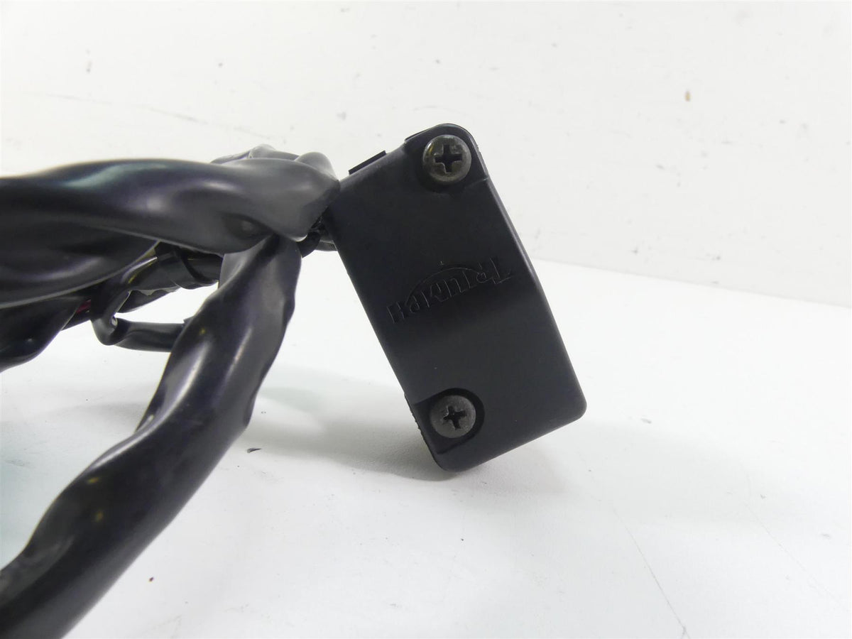2006 Triumph Daytona 675 Right Hand Start Kill Control Switch T2049237 {{ shop.shopifyCountryName }} - Mototech271
