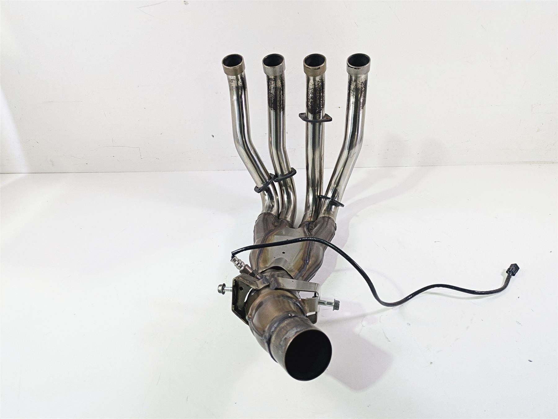 2009 Yamaha FZ1 FZS10 Fazer Stock Exhaust Header Manifold 2D1-14602-10-00 {{ shop.shopifyCountryName }} - Mototech271