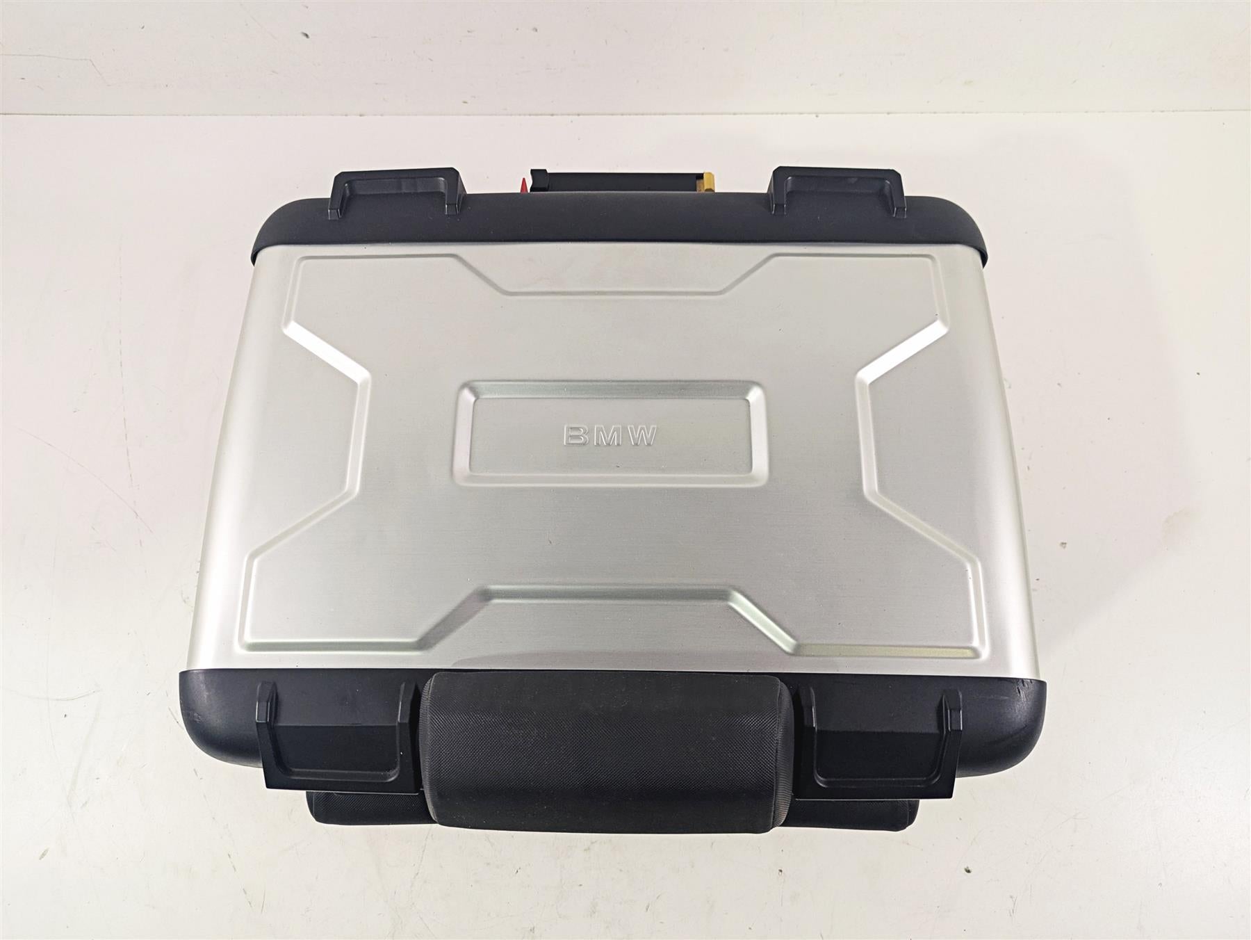 2010 BMW R1200GS K25 Vario Top Case Bag - No Locks 46547677386 71607707241 {{ shop.shopifyCountryName }} - Mototech271