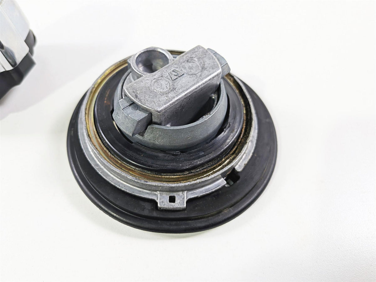 2003 Honda V-Twin VTX1800 C Ignition Switch Key Lock Tank Cap Set 35010-MCH-010 {{ shop.shopifyCountryName }} - Mototech271