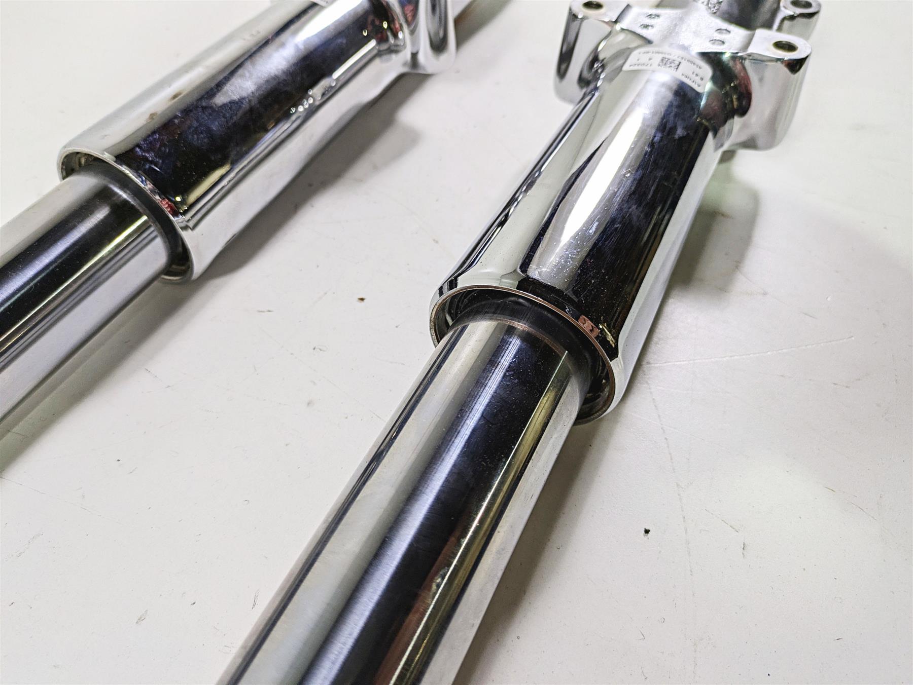 2017 Harley Touring FLHTKSE CVO E-Glide Chrome Front Forks 49Mm 45400162 {{ shop.shopifyCountryName }} - Mototech271