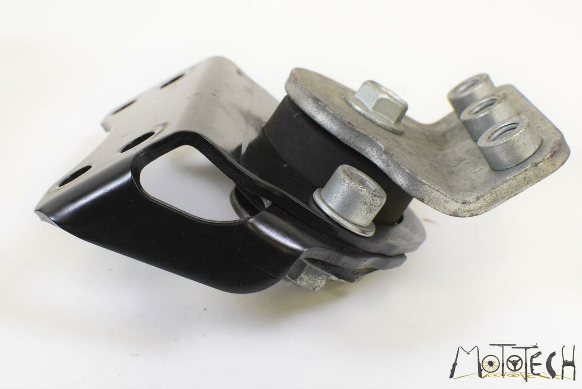 2008 Harley VRSCDXA NIGHT ROD SPECIAL Engine Motor Mount Bracket SET 16307-05 {{ shop.shopifyCountryName }} - Mototech271