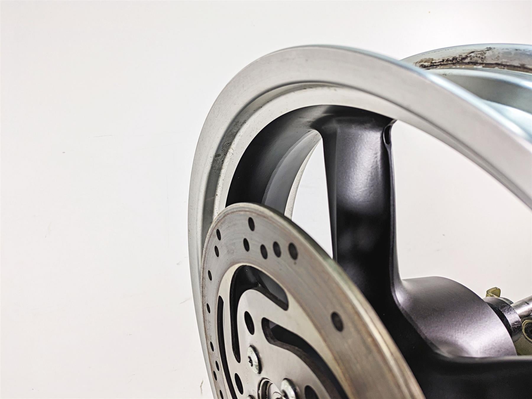 2012 Harley FLD Dyna Switchback Straight 17x4.5 Rear Wheel Rim 41929-12A {{ shop.shopifyCountryName }} - Mototech271