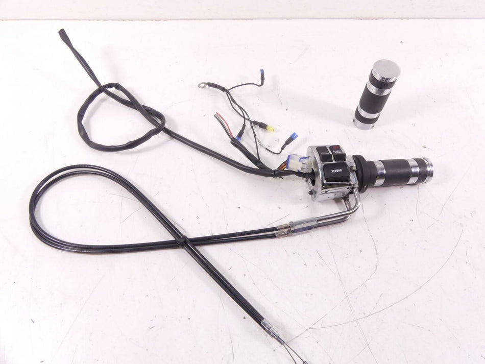 2003 Indian Spirit Springfield Right Control Switch Start Kill & Throttle 43-521 {{ shop.shopifyCountryName }} - Mototech271