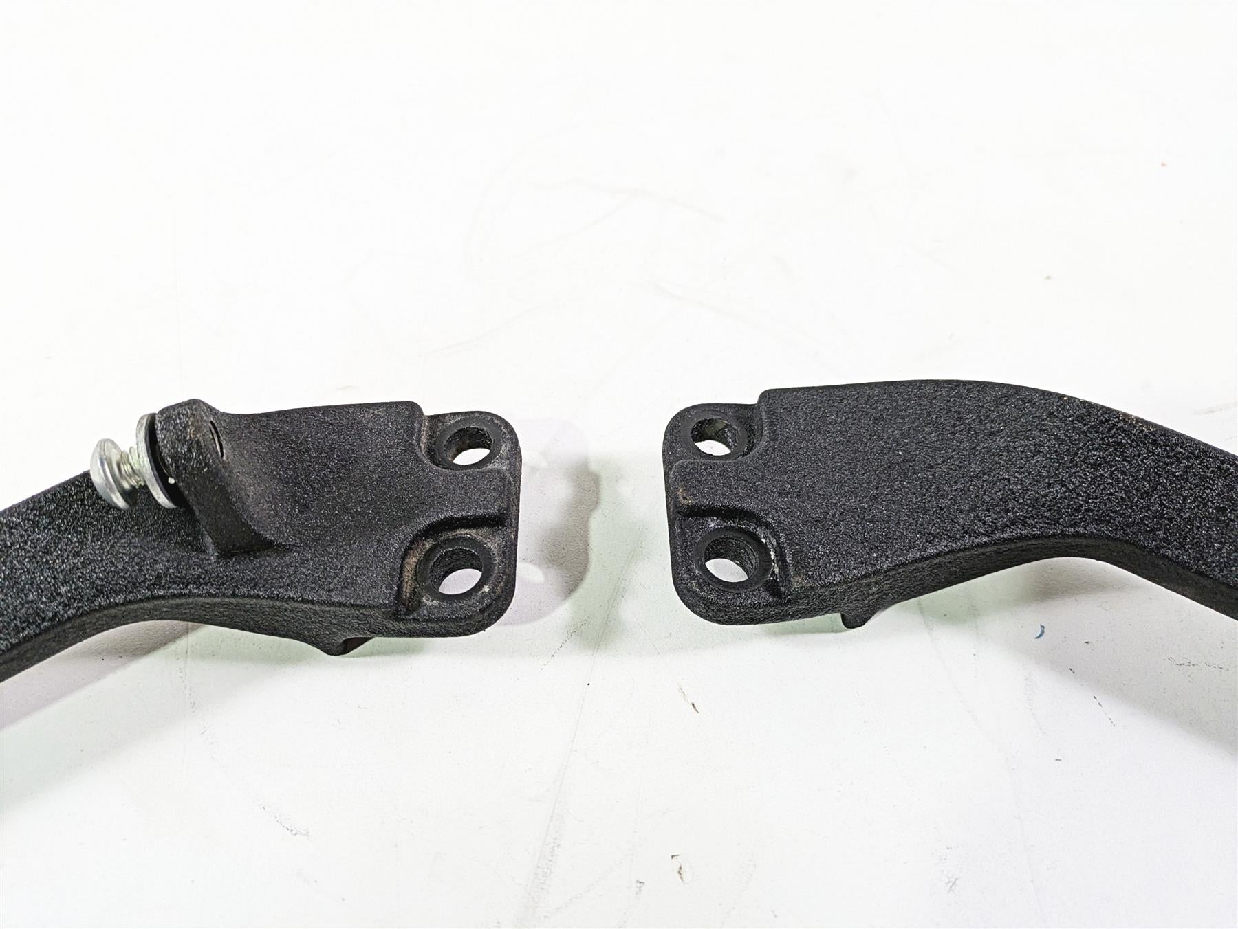 2014 Harley FXDL Dyna Low Rider Passenger Footpeg Foot Peg Set 49224-06 49230-06 {{ shop.shopifyCountryName }} - Mototech271