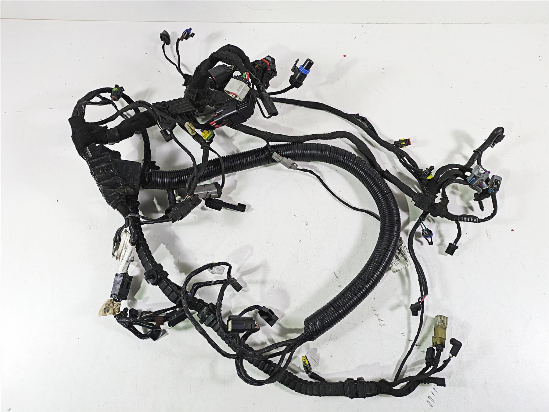 2017 Harley Dyna FXDB Street Bob Main Wiring Harness Loom - NON Abs 71072-12A {{ shop.shopifyCountryName }} - Mototech271