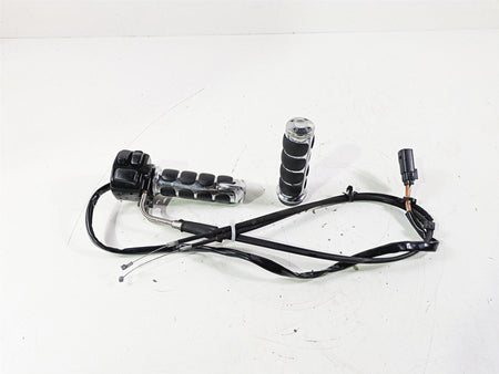 2011 Harley FXDC Dyna Super Glide Right Hand Control Switch & Grips 71684-06A {{ shop.shopifyCountryName }} - Mototech271