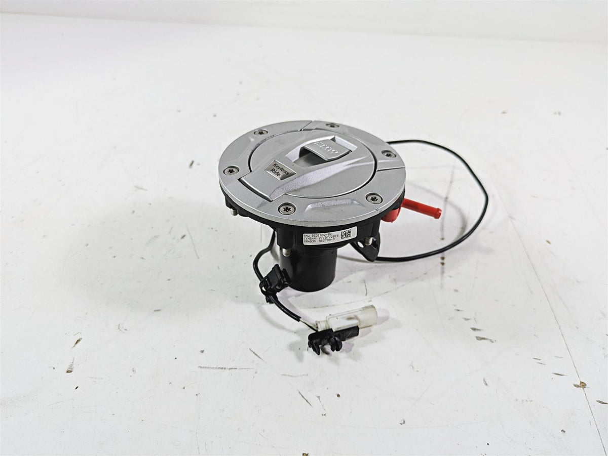 2016 BMW R1200GS GSW K50 Keyless Fuel Petrol Gas Cap Lid 16118531632 {{ shop.shopifyCountryName }} - Mototech271
