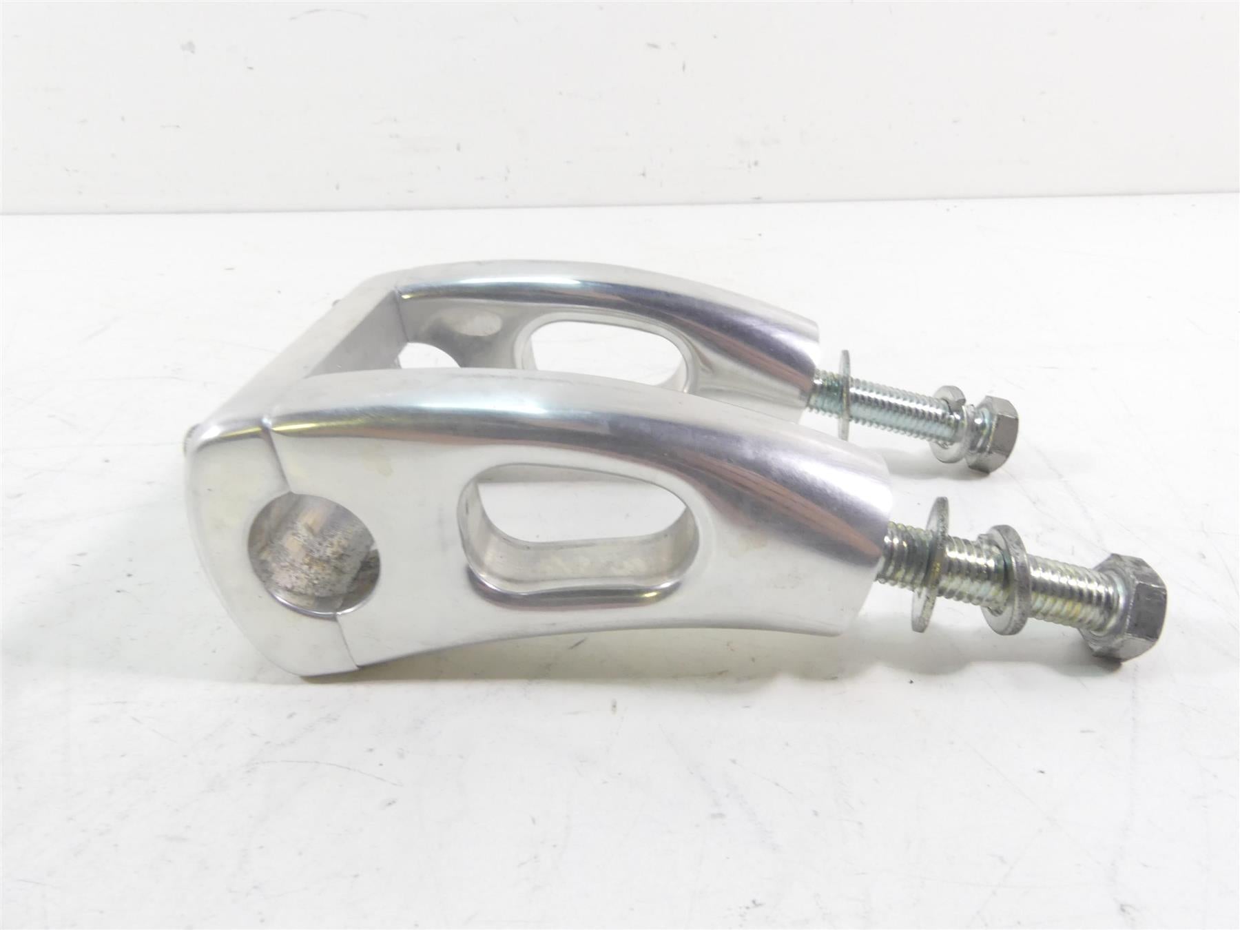 2001 Indian Centennial Scout Aluminum Handlebar Riser Holder Set 39-024 {{ shop.shopifyCountryName }} - Mototech271