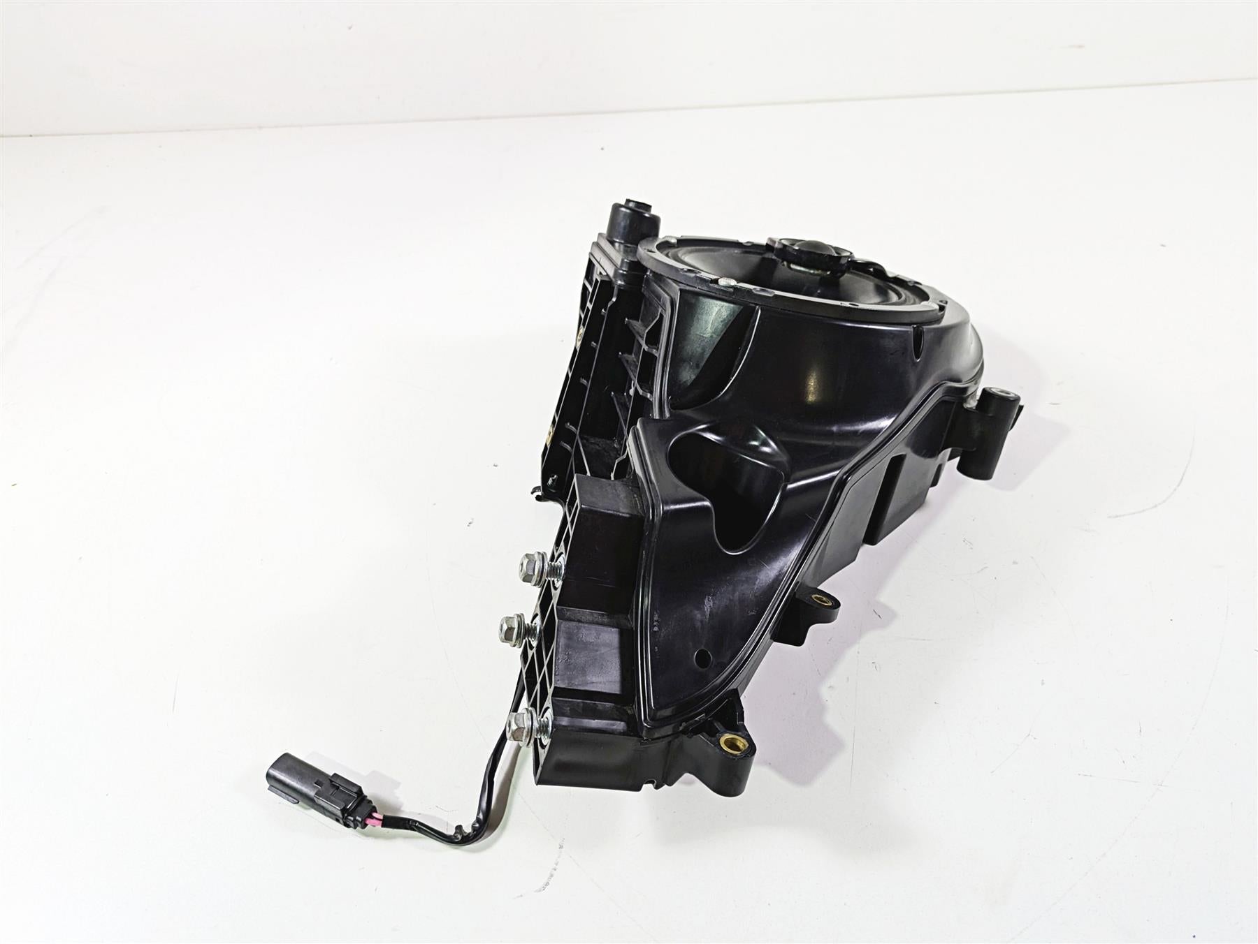 2017 Harley Touring FLHTKSE CVO E-Glide Right Front Speaker & Housing 57000175 {{ shop.shopifyCountryName }} - Mototech271