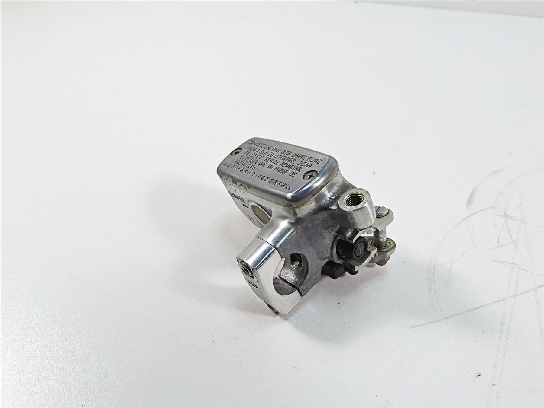 2006 Honda V-Twin VTX1300 R Front Brake Master Cylinder 45510-MEM-671 {{ shop.shopifyCountryName }} - Mototech271
