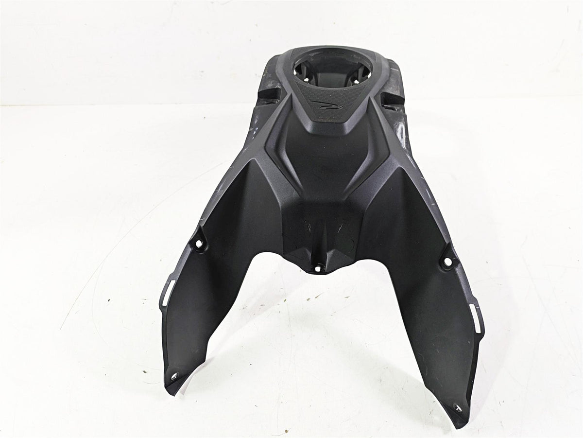 2023 BMW G310R K03 Center Top Tank Cover Fairing 46638556775 {{ shop.shopifyCountryName }} - Mototech271