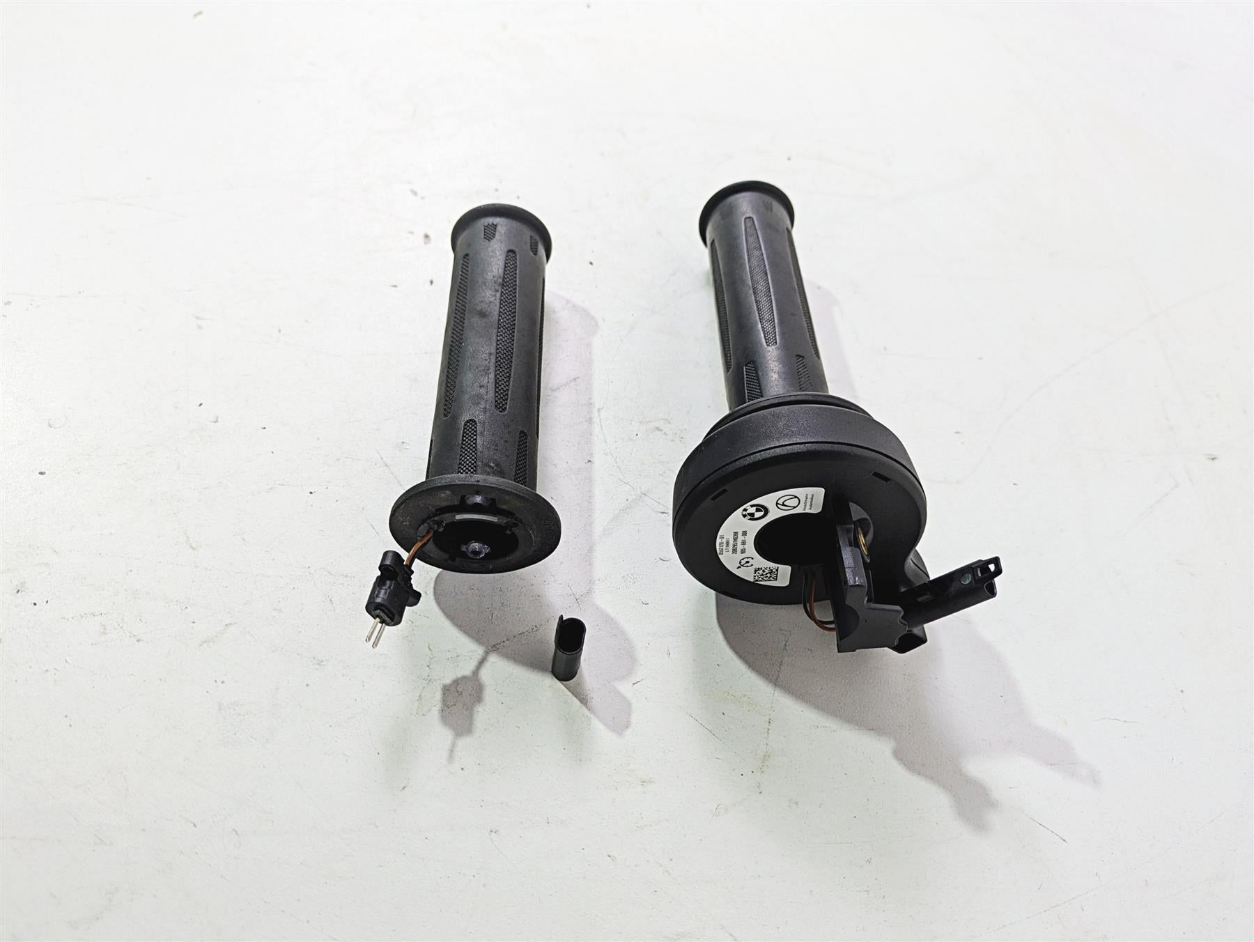 2021 BMW R1250GS K51 Adv Heated Hand Grip Handle Set Cruise READ 61318552124 | Mototech271
