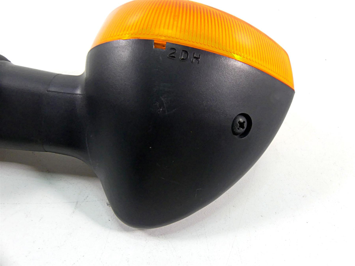 2012 Yamaha VMX17 VMAX 1700 Front Left Turn Signal Blinker 2S3-83310-10-00 {{ shop.shopifyCountryName }} - Mototech271