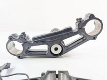 Load image into Gallery viewer, 2020 Harley Touring FLTRK Road Glide Upper Lower Triple Tree Set 49mm 45900091A
