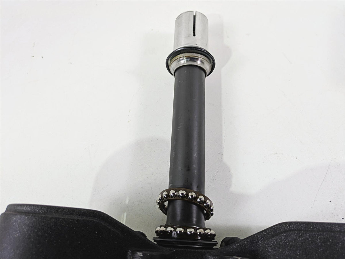 2022 Ducati Hypermotard 950 Lower Triple Tree Steering Clamp 342P1022AA {{ shop.shopifyCountryName }} - Mototech271