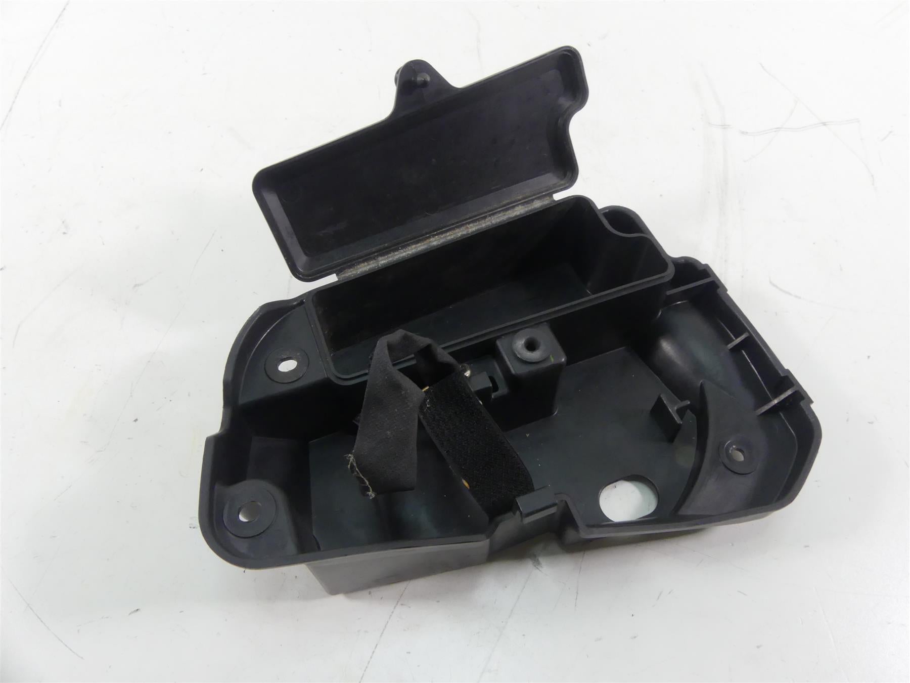 2004 Kawasaki VN1600 Meanstreak Tool Case & Battery Box 32098-1137 {{ shop.shopifyCountryName }} - Mototech271