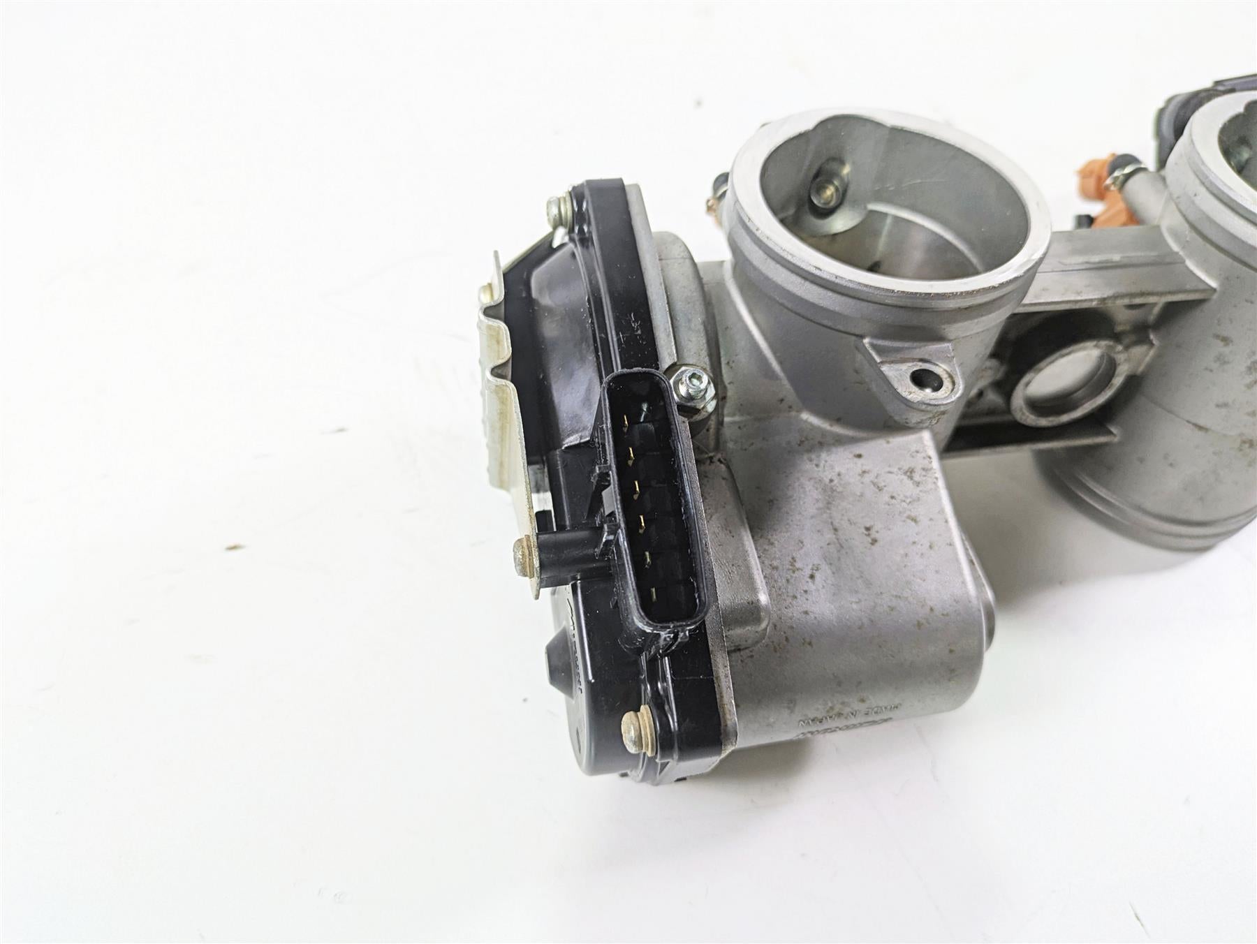 2021 Kawasaki Teryx KRX KRF 1000 Mikuni Throttle Body Bodies 16163-0991 {{ shop.shopifyCountryName }} - Mototech271