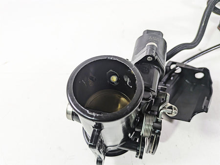 2015 BMW R nineT K21 Throttle Body & Junction Set 13547705239 13547705240 {{ shop.shopifyCountryName }} - Mototech271