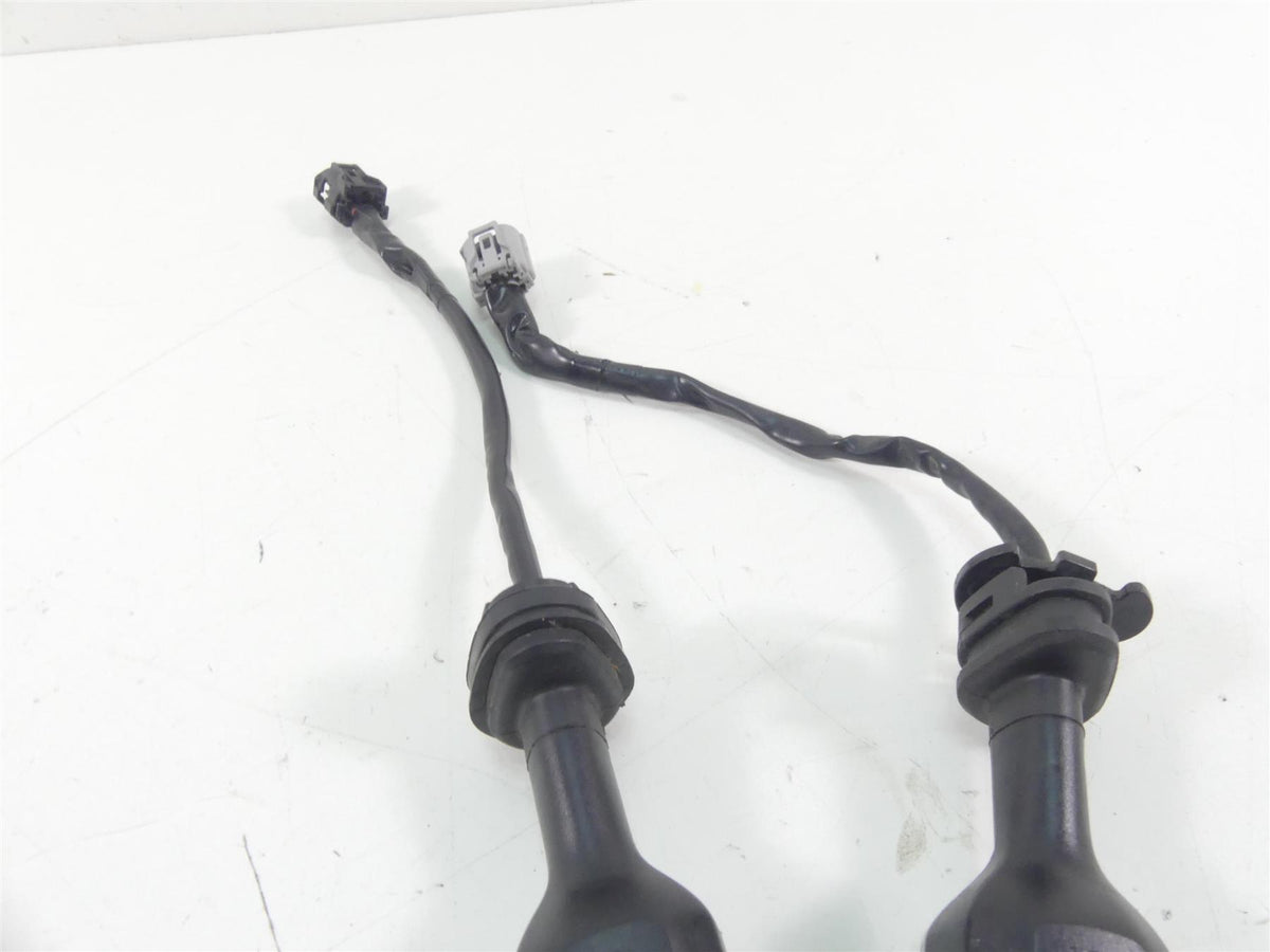 2022 Yamaha MT09 FZ09 Front Turn Signal Blinker Set B7N-83310-10-00 {{ shop.shopifyCountryName }} - Mototech271
