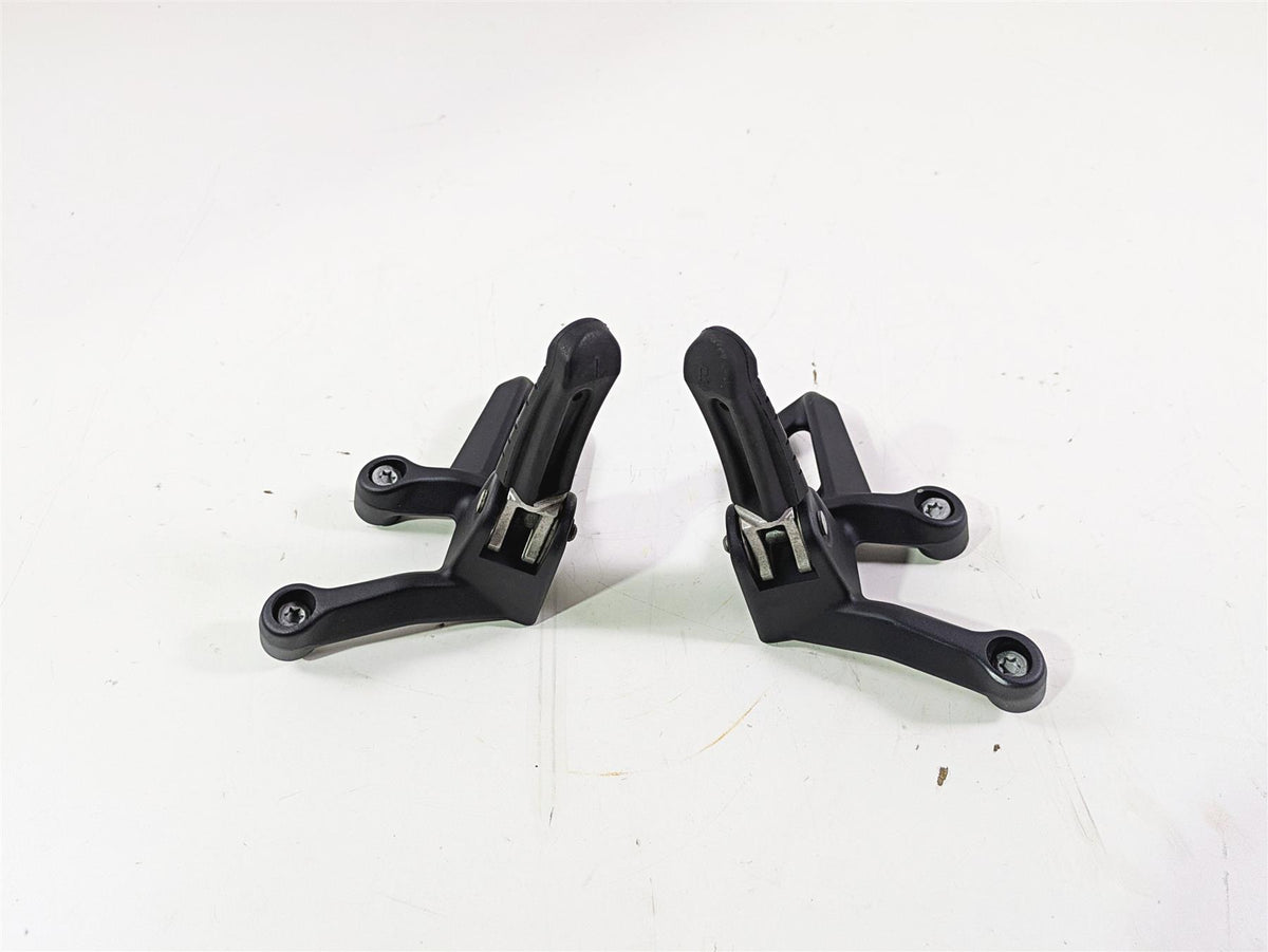 2018 KTM 1290 Super Adv S Rear Passenger Footpegs 6030304800033S 6030304900033S {{ shop.shopifyCountryName }} - Mototech271