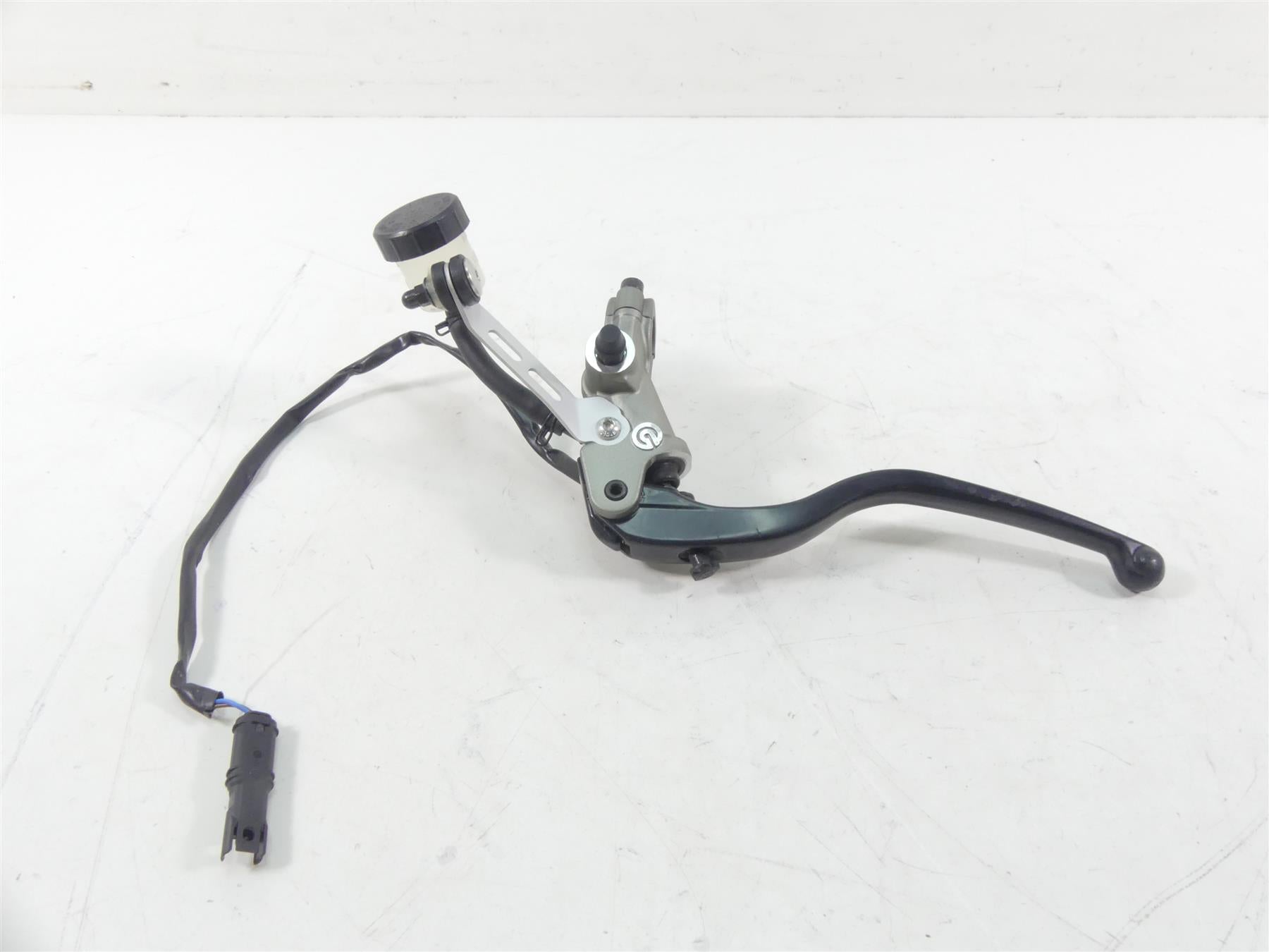 2020 Ducati Panigale V2 Brembo Radial Clutch Master Cylinder & Lever 63040881A | Mototech271