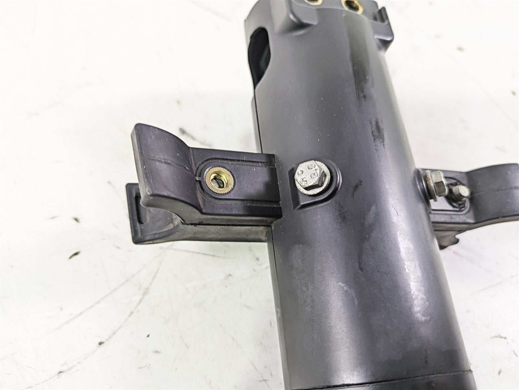 2016 Harley FLSTC Softail Heritage Front Abs Pump Module Unit 41100037 {{ shop.shopifyCountryName }} - Mototech271