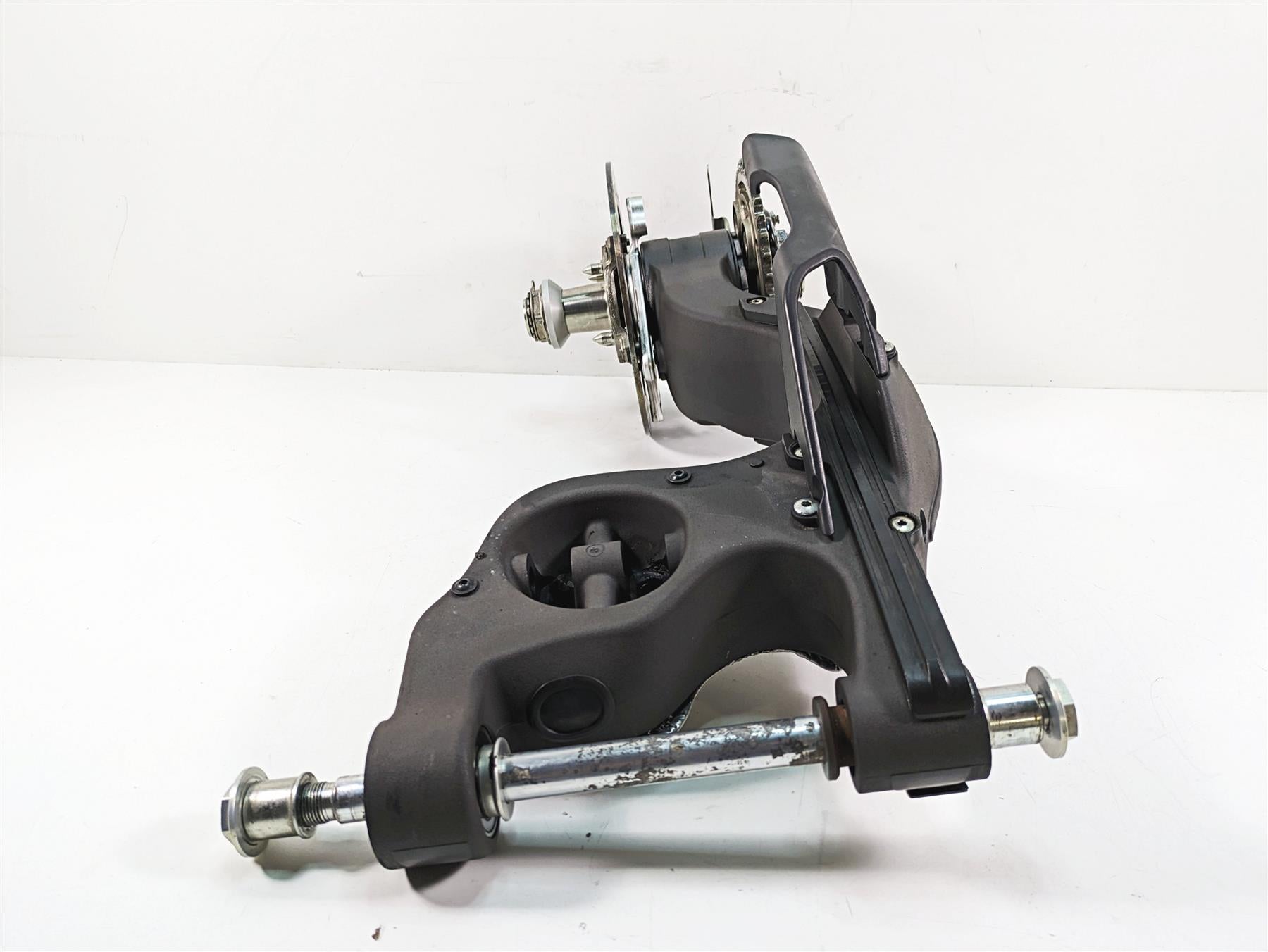 2011 Ducati Hypermotard 1100 Evo SP Rear Swingarm & Axle Assembly 37010331D {{ shop.shopifyCountryName }} - Mototech271