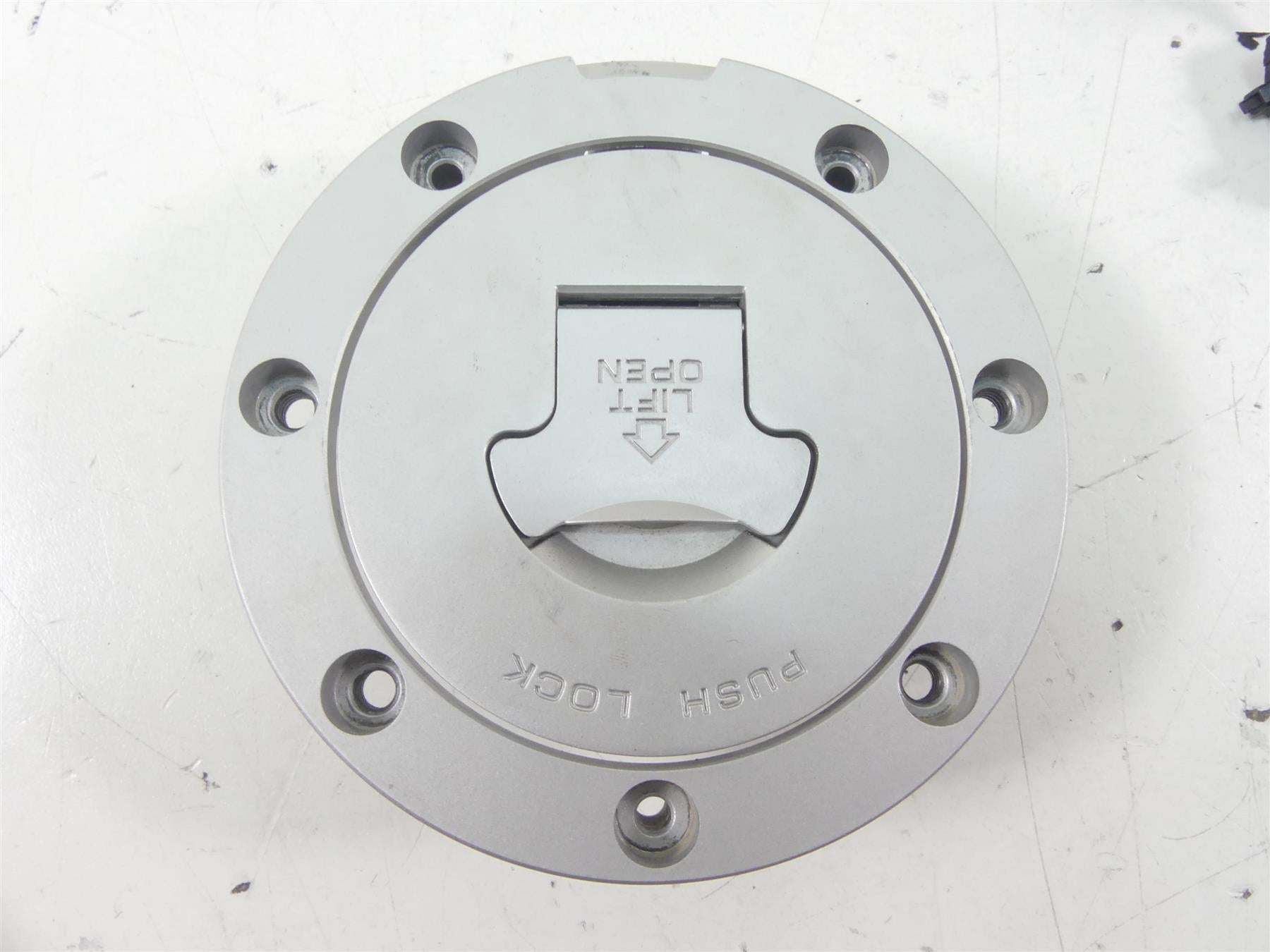 2021 Honda CBR600RR Ignition Switch Key Lock Tank Cap Set - Read 35010-MJC-L11 {{ shop.shopifyCountryName }} - Mototech271