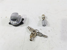 Load image into Gallery viewer, 2003 Harley Softail FXSTDI Deuce 100th Ignition Switch Key Lock Set 71450-04 | Mototech271
