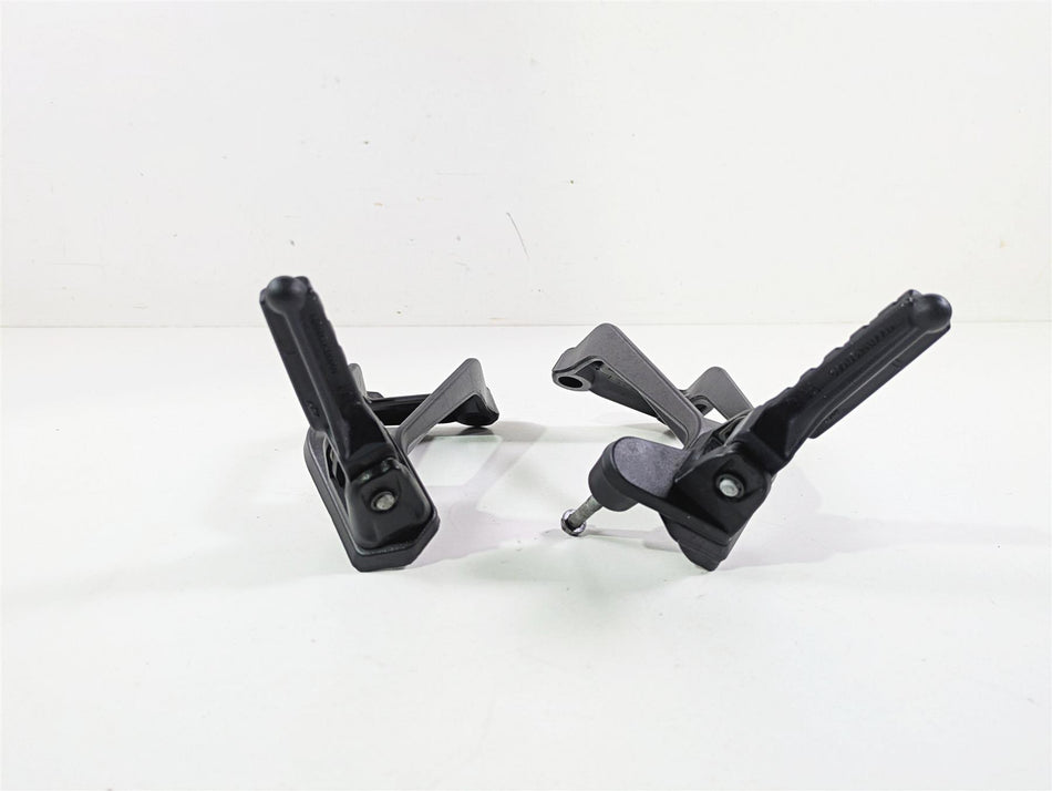 2018 KTM 1290 Super Duke R Rear Passenger Footpeg Set 6130304800033S {{ shop.shopifyCountryName }} - Mototech271