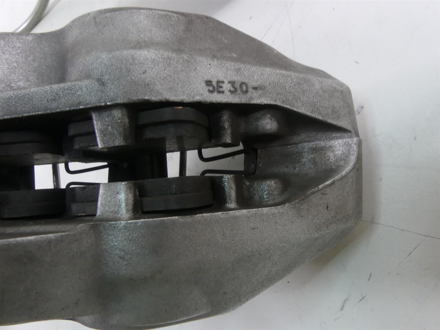 2004 Aprilia RSV1000 R Mille Front Brembo Brake Calipers AP8176033 AP8176034 {{ shop.shopifyCountryName }} - Mototech271