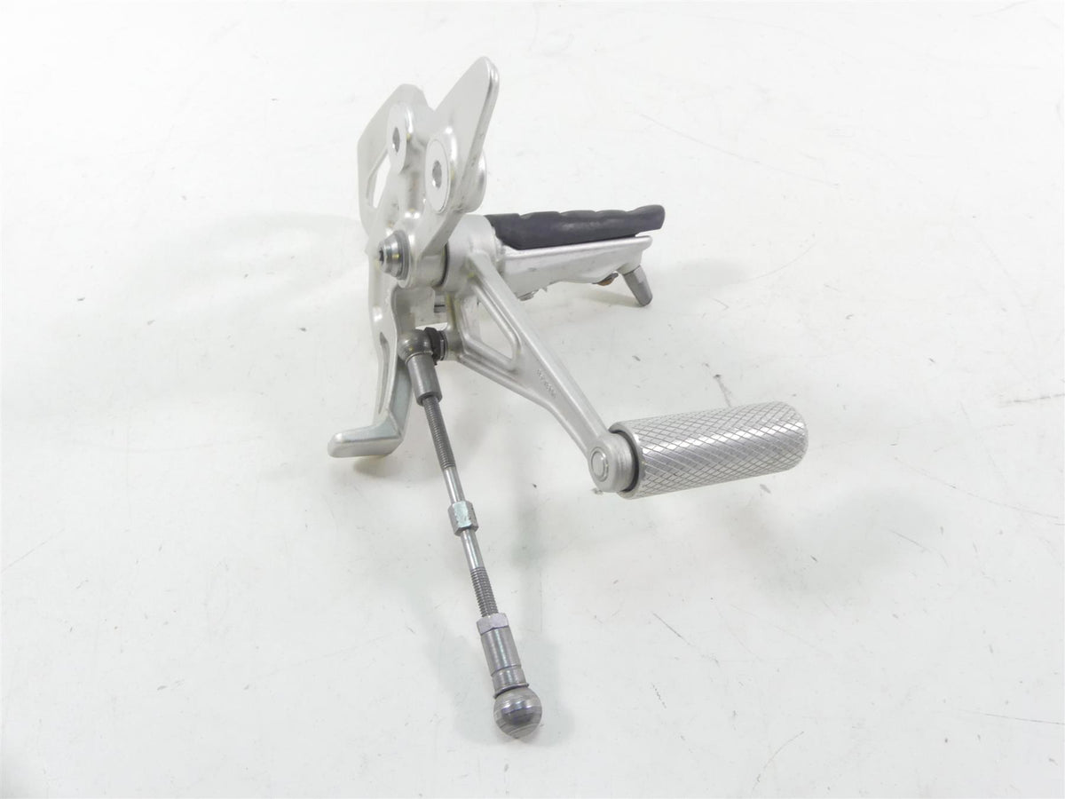2016 BMW R1200RS K54 Left Front Driver Rider Footpeg Set & Shifter 46718540796 {{ shop.shopifyCountryName }} - Mototech271