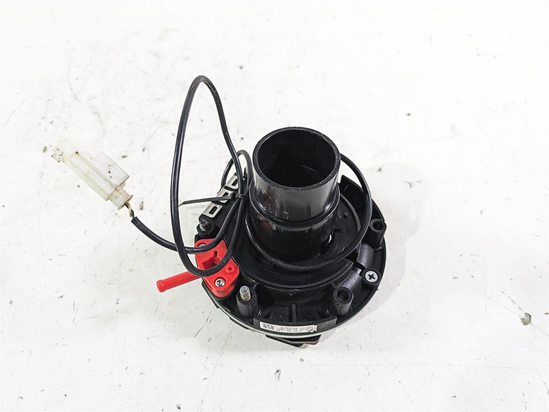 2022 BMW R1250 RT K052 Keyless Fuel Gas Petrol Lid Cap 16118552106 {{ shop.shopifyCountryName }} - Mototech271