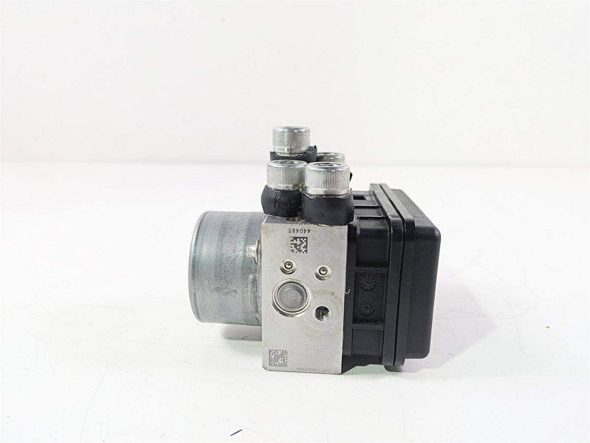 2024 Kawasaki ZX6R ZX636 Ninja Abs Brake Pump Unit Module 16082-0875 {{ shop.shopifyCountryName }} - Mototech271