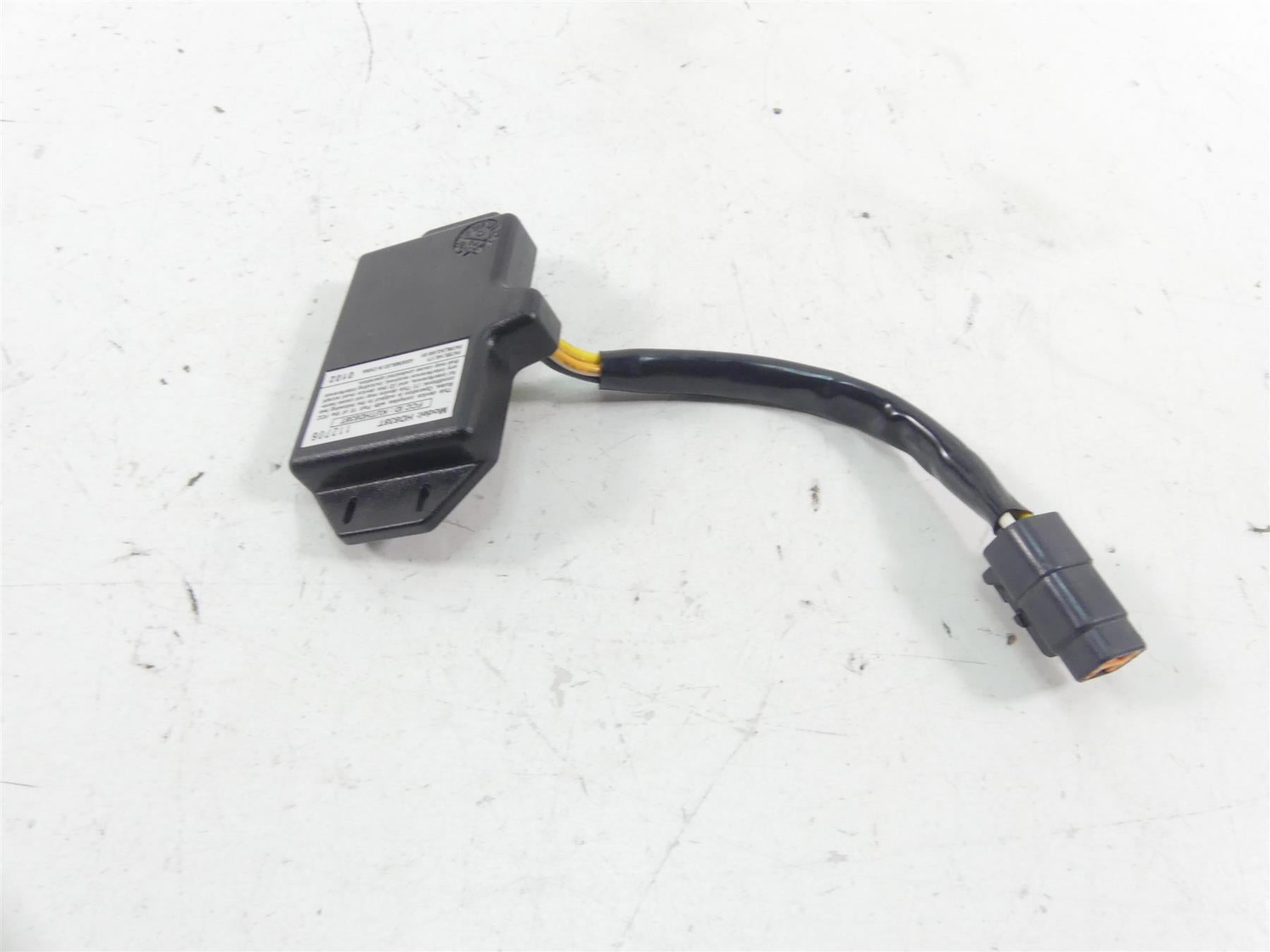 2005 Harley Touring CVO FLHTCSE Electra Glide Garage Door Transmitter 91574-04 {{ shop.shopifyCountryName }} - Mototech271