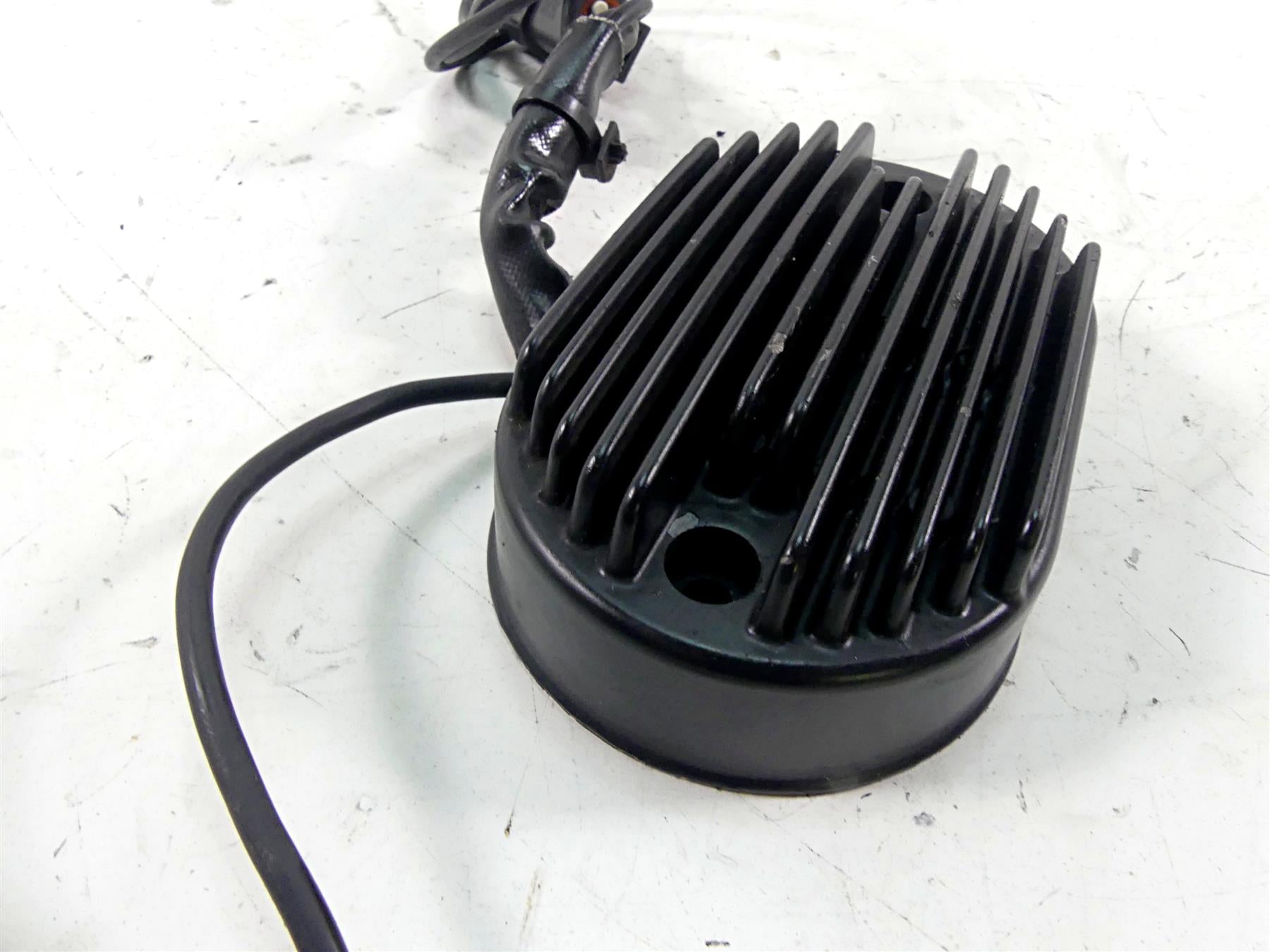 2006 Harley Softail FXSTSI Springer Rectifier Voltage Regulator 74540-01 {{ shop.shopifyCountryName }} - Mototech271