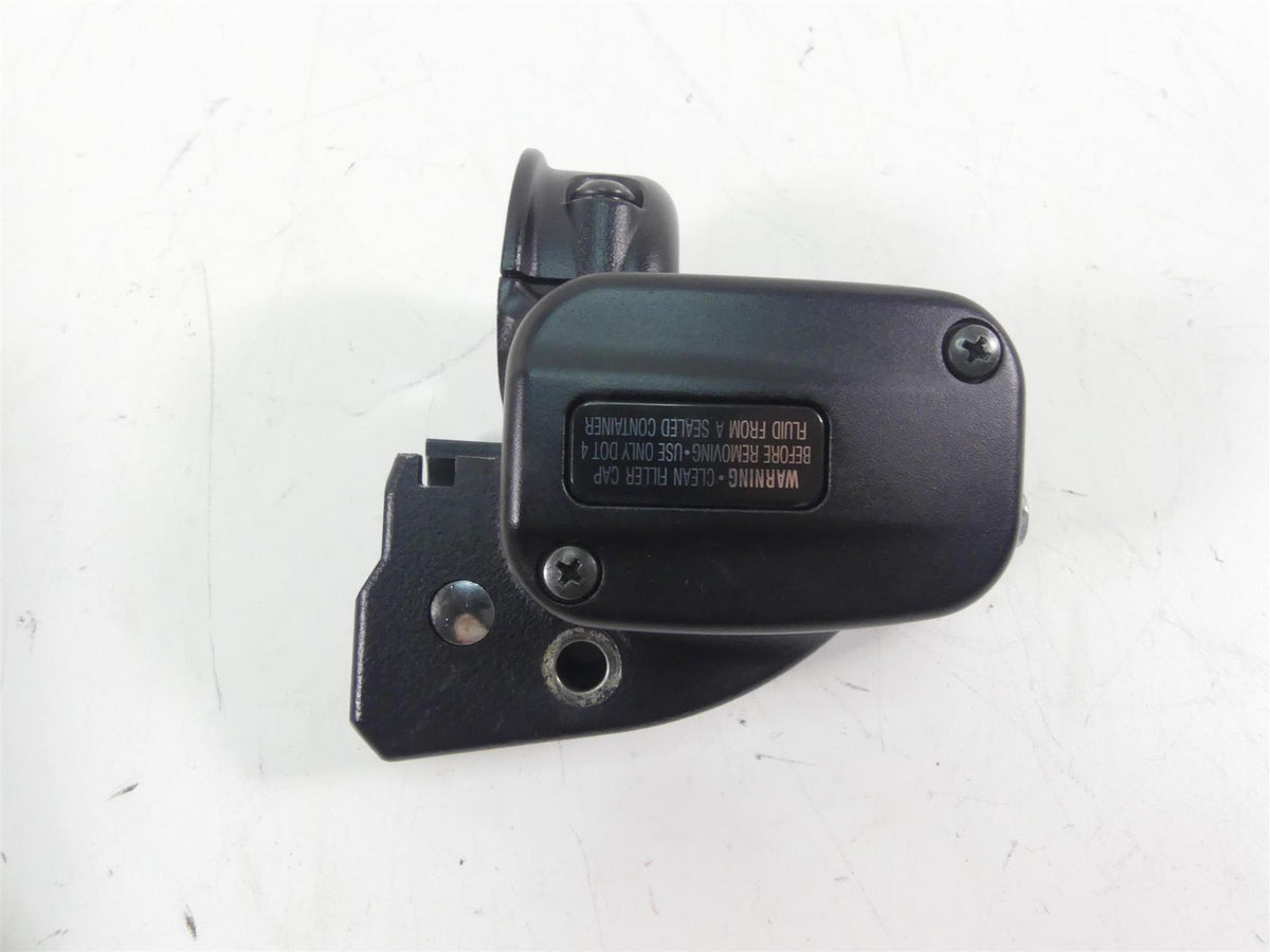 2021 Harley Softail FXBBS 114 Street Bob Front Brake Master Cylinder 41700233 {{ shop.shopifyCountryName }} - Mototech271