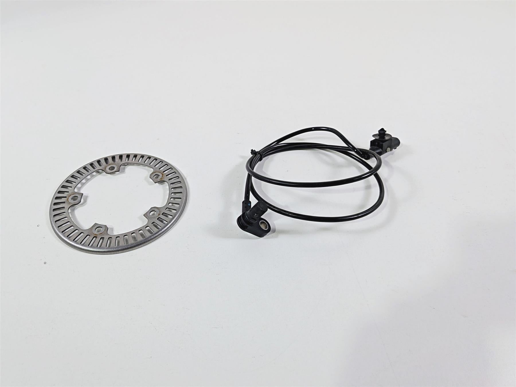 2023 BMW R nineT Scrambler K23 Front Abs Brake Wheel Speed Sensor 34529443105 {{ shop.shopifyCountryName }} - Mototech271