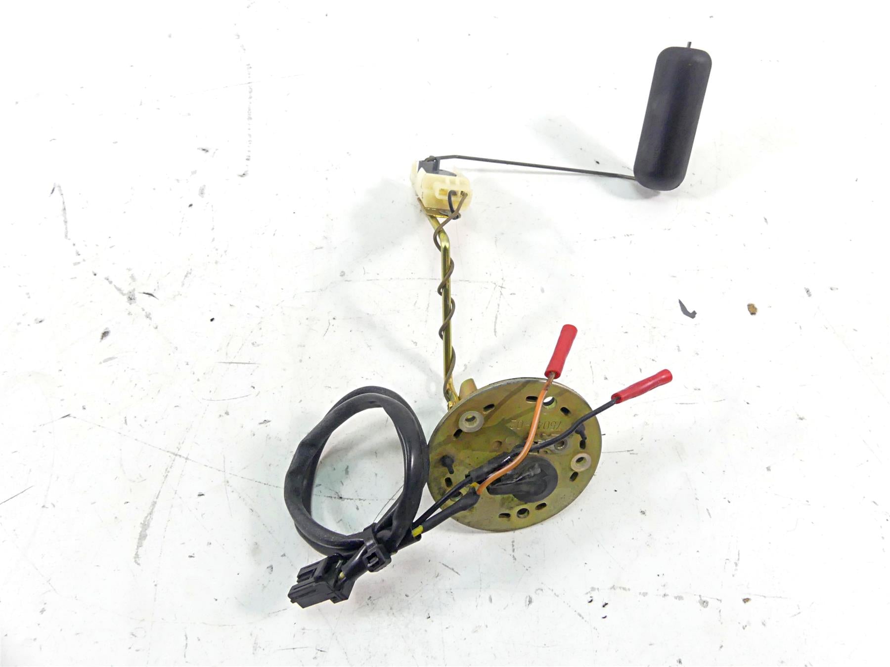 2002 Harley Touring FLHTC Electra Glide Fuel Gas Level Sending Unit 75040-97B