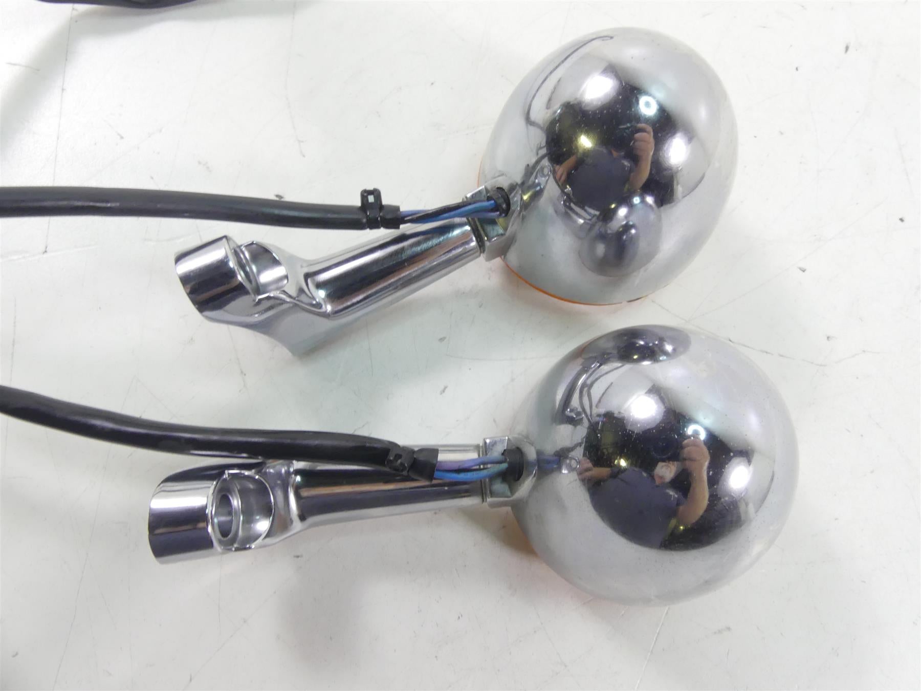 2000 Harley Dyna FXR4 CVO Super Glide Front Chrome Blinker Turn Signals 68395-95 {{ shop.shopifyCountryName }} - Mototech271