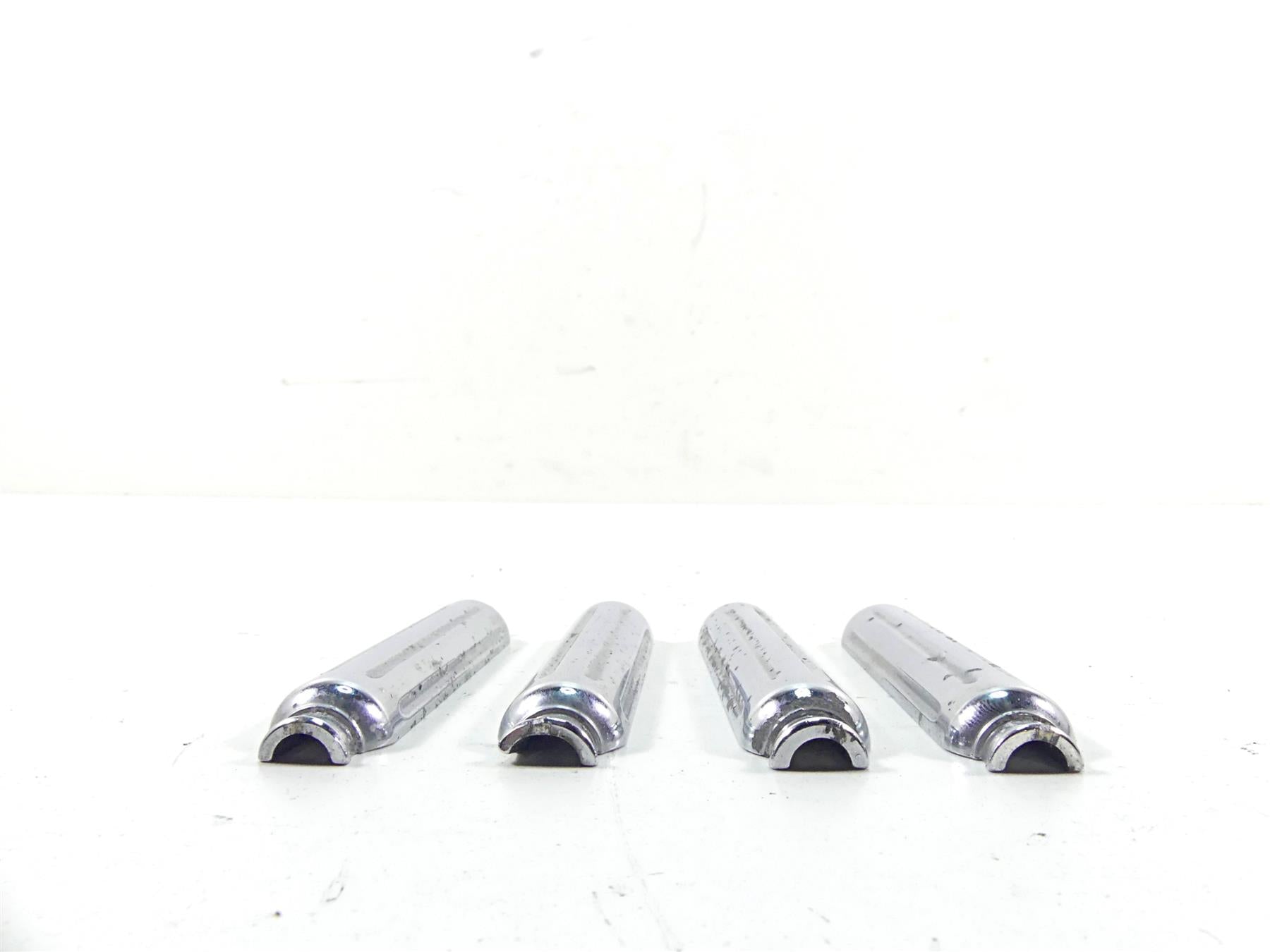 2007 Harley Touring FLHRSE CVO Road King Throttle Cable Chrome Cover Set {{ shop.shopifyCountryName }} - Mototech271