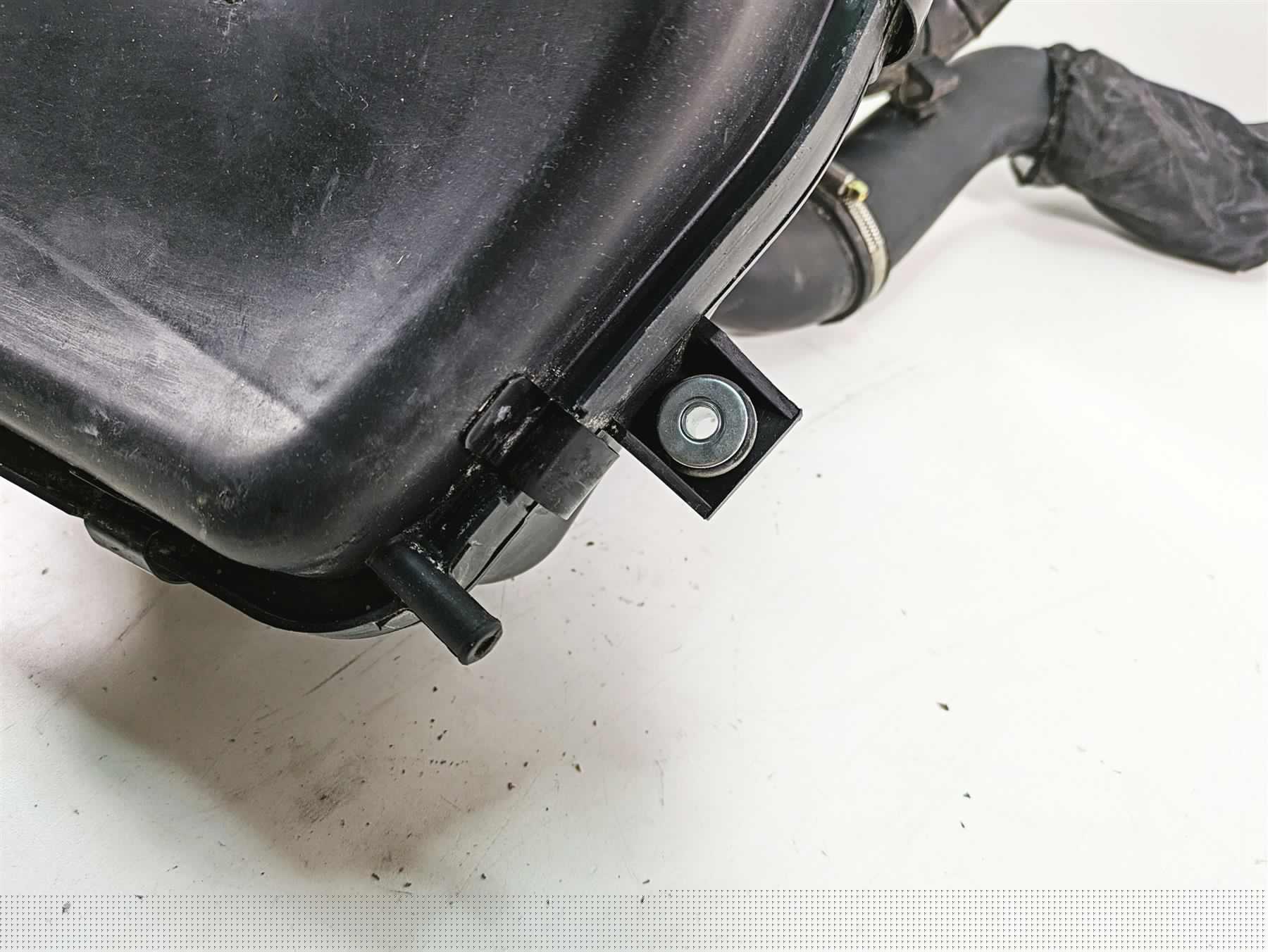 2021 CFMoto Zforce 500 Trail Air Filter Cleaner Breather 0GRB-111000-10003 {{ shop.shopifyCountryName }} - Mototech271